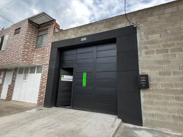 bodega en arriendo en comuneros. Cod A17433