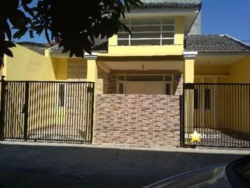 Rumah Baru Minimalis di Perumahan Griya Kebraon