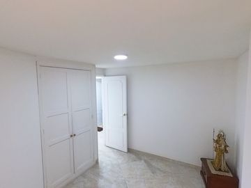apartamento en venta en modelia. Cod V1387