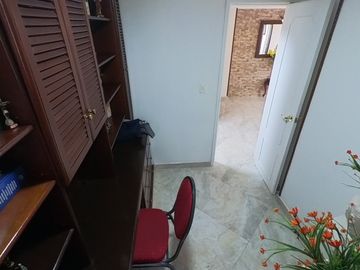 apartamento en venta en modelia. Cod V1387