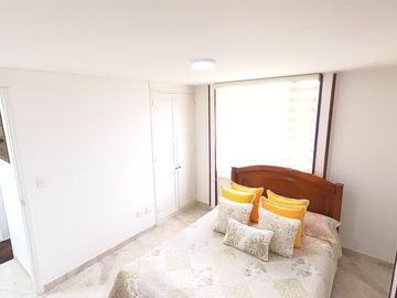 apartamento en venta en modelia. Cod V1387
