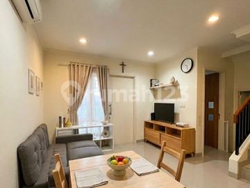 Rumah 2 Lantai Full Furnish di Cluster Thomson-Gading Serpong Tangerang