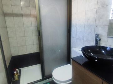 HERMOSA CASA 2 PISOS SEGURA CONDOMINIO