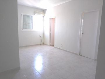 Departamento en Venta 2 Dormitorios contrafrente muy luminoso aireado excelente ubicación