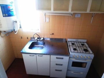 Departamento en Venta 2 Dormitorios contrafrente muy luminoso aireado excelente ubicación