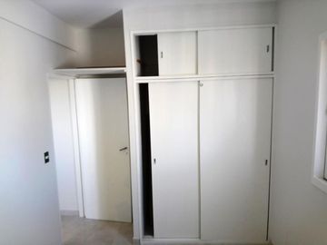 Departamento en Venta 2 Dormitorios contrafrente muy luminoso aireado excelente ubicación