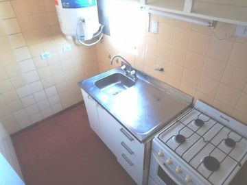 Departamento en Venta 2 Dormitorios contrafrente muy luminoso aireado excelente ubicación
