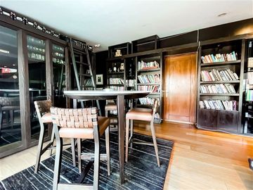 Departamento en venta de 6 dorm. en Vitacura