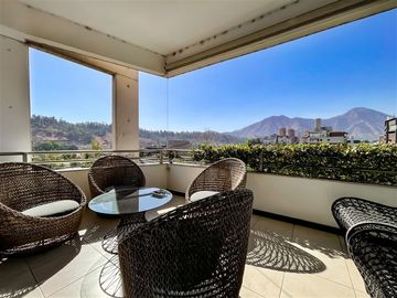 Departamento en venta de 6 dorm. en Vitacura