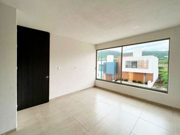 CASA NUEVA EN CAÑADAS DEL BOSQUE TRES MARÍAS
