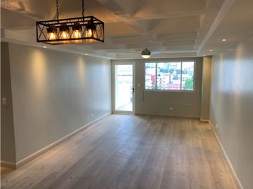 VENTA PH POLI CALIDONIA A PASOS DE CASCO VIEJO
