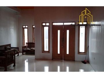 Rumah 3 Lt hook strategis Ciwastra buah batu Bandung