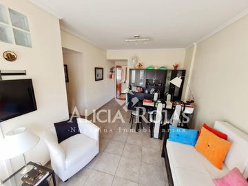 Exclente Semipiso 2 Ambientes. Av. Los Incas 4600