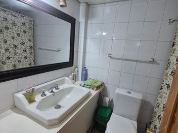 Vendo bonita casa 4D 2B ampliada Villa España AV LA FLORIDA