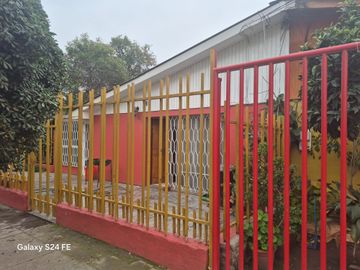 Vendo bonita casa 4D 2B ampliada Villa España AV LA FLORIDA