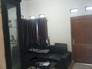 RUMAH BAGUS CLUSTER PERMANA ADA GARASI 2 MOBIL DAN 1 MOTOR