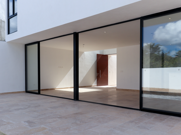 Venta de casa en Privada Residencial, Conkal, Yucatán