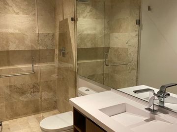 Hermosa Casa en La Condesa Juriquilla, 4ta Recamara en PB, C.290 m2, LUJO