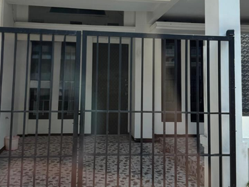 Rumah Pakuwon City Florence Puri Asri dkt griya asri dan sorento