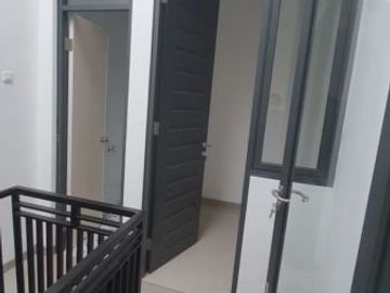 Rumah CLUSTER SUVADIVA GRAND ISLAND BARU GRESS