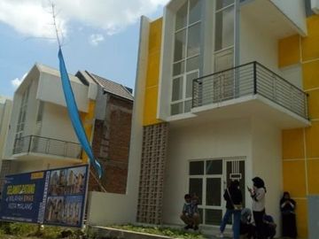 RUMAH DIJUAL TERMURAH se-BANDUNG BARAT 2 LANTAI gratis SHM
