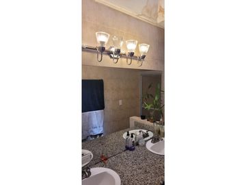 Venta de duplex en La Alameda GTA