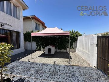 Casa en venta de 6 dorm. en Villa Alemana