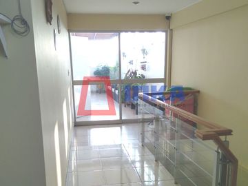 HERMOSO DEPARTAMENTO TRIPLEX EN SAN BORJA