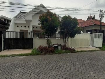 RUMAH BHASKARA SELATAN,MULYOREJO ex Rumah Kost