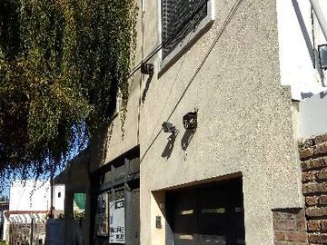 Casa para 2 Familias en venta en Moron Sur