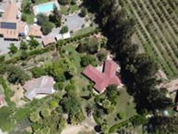 Casa en venta de 5 dorm. en Calera de Tango