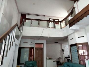 Rumah dalam kraton dekat wisata taman sari kota yogyakarta