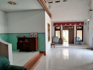 Rumah dalam kraton dekat wisata taman sari kota yogyakarta