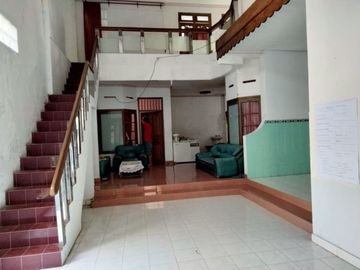Rumah dalam kraton dekat wisata taman sari kota yogyakarta