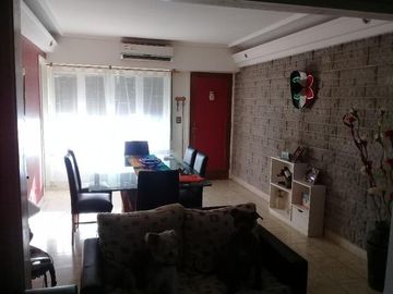 Casa PH en venta en Piñeyro