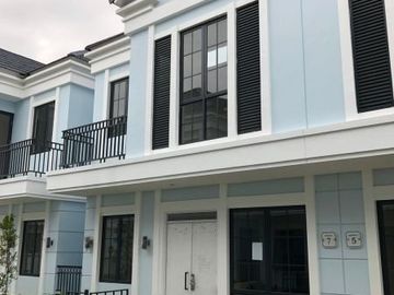Disewakan Rumah Lavon 2 Cluster Montana Unit Baru Serah Terima Bagus