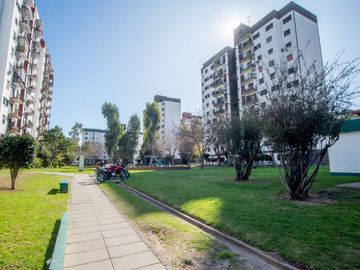 VENTA DEPTO 4 AMBIENTES, LAS FLORES AL 1600 ,WILDE