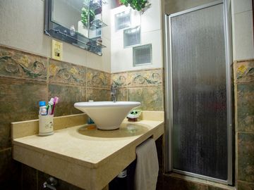 VENTA DEPTO 4 AMBIENTES, LAS FLORES AL 1600 ,WILDE