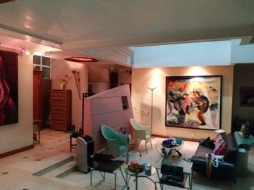 DIJUAL CEPAT!! Rumah Cocok u/ Kost Lokasi Strategis di Kemanggisan, Bisa Nego