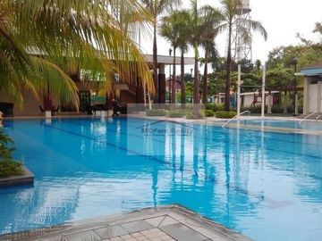 3 Bedrooms Mid Rise Condo for Sale in The Rochester San Joaquin Pasig City