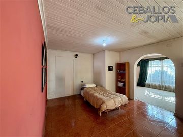 Casa en venta de 2 dorm. en Villa Alemana