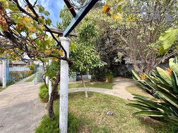 Casa en venta de 2 dorm. en Villa Alemana