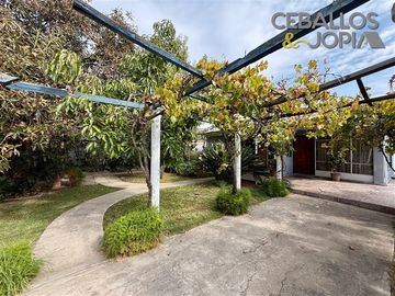 Casa en venta de 2 dorm. en Villa Alemana