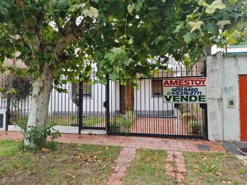Casa en venta en Bernal Centro