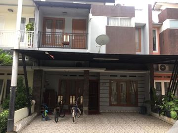 Rumah Cluster Ciledug Siap Huni Lokasi Bagus
