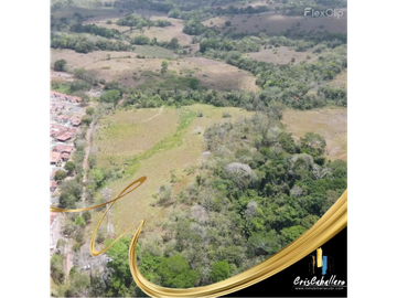 VENDO TERRENO EN LA CHORRERA  44,219M2