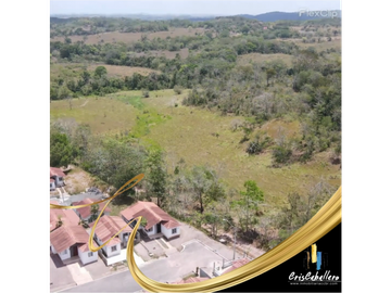 VENDO TERRENO EN LA CHORRERA  44,219M2