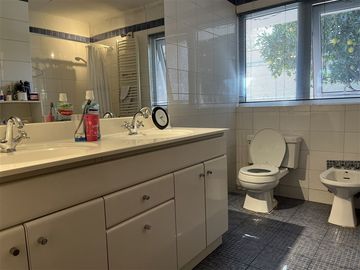 Casa en venta de 5 dorm. en Las Condes