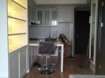 DISEWAKAN APARTEMEN CASA DE PARCO 1BR FULL FURNISH DI BSD CITY