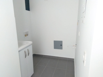 apartamento en arriendo en via el retiro la fe. Cod A400179